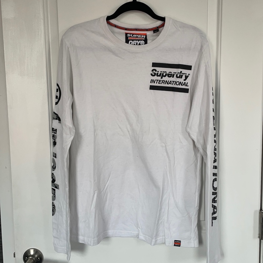 Men’s superdry shirt